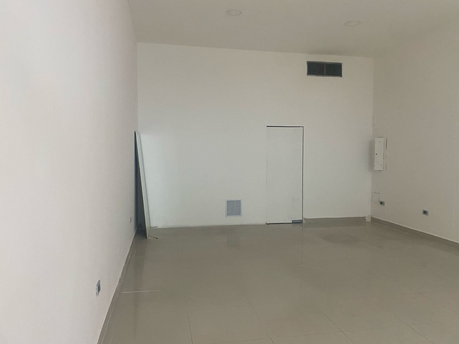 Local en venta Antioquia Medellín San Diego 50 m2 Habitaciones 0 Baños 1 Garajes 0 Precio $780000000