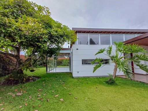 Casa en arriendo Antioquia Rionegro Gualanday 700 m2 Habitaciones 3 Baños 5 Garajes 2 Precio $7800000