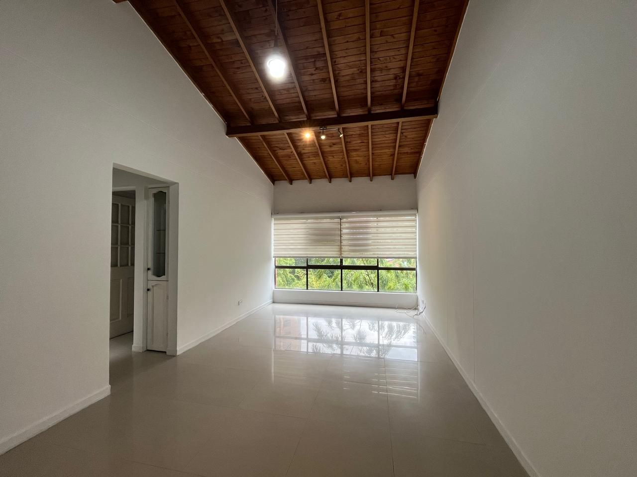 Apartamento en arriendo Antioquia Medellín Alejandria 62 m2 Habitaciones 2 Baños 1 Garajes 1 Precio $3800000