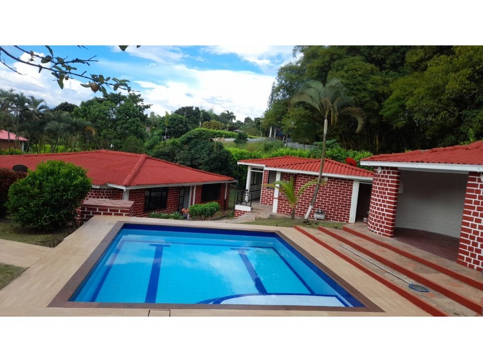 Casa Campestre en venta Caldas Palestina Palestina 320 m2 Habitaciones 5 Baños 3 Garajes 6 Precio $750000000