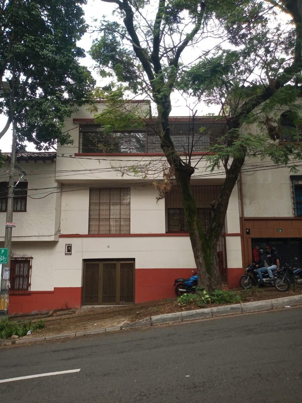 Casa en arriendo Antioquia Medellín Prado 698 m2 Habitaciones 20 Baños 20 Garajes 1 Precio $16000000