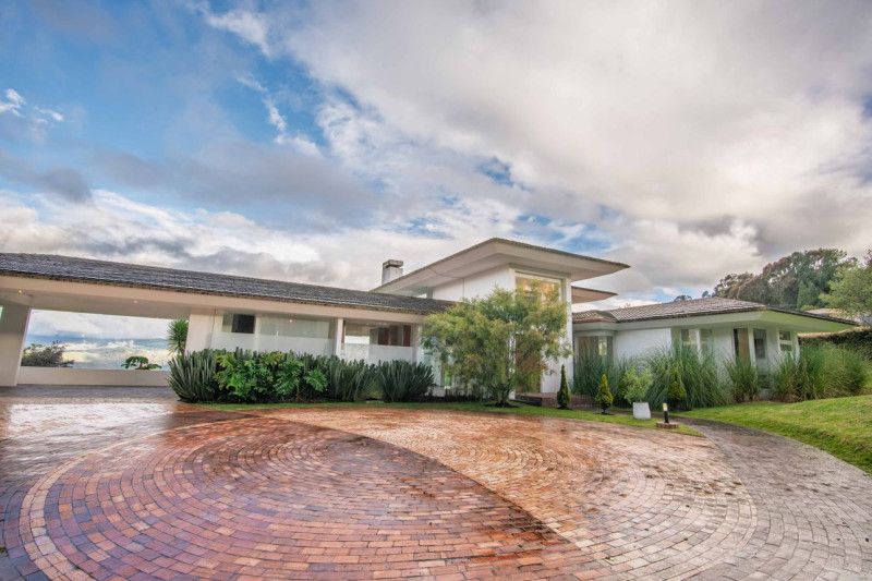 Casa en venta Cundinamarca Sopó Sopó 370 m2 Habitaciones 3 Baños 4 Garajes 6 Precio $2200000000