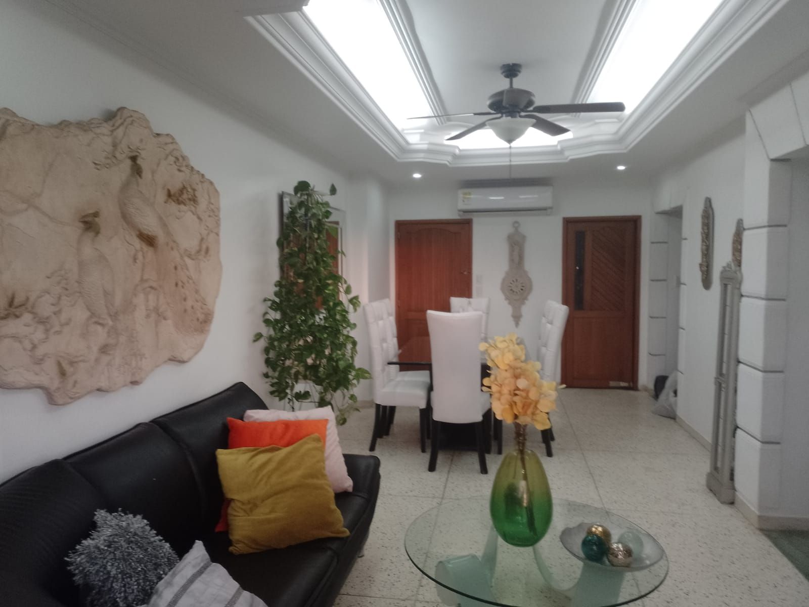 Apartamento en arriendo Atlántico Barranquilla Juan Mina 110 m2 Habitaciones 2 Baños 2 Garajes 1 Precio $3400000