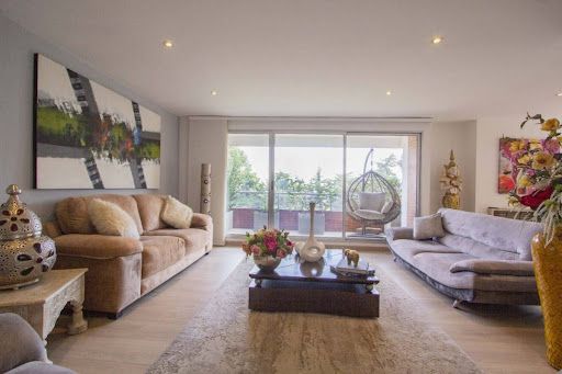 Apartamento en venta Cundinamarca Bogotá Los Rosales 211 m2 Habitaciones 3 Baños 5 Garajes 3 Precio $2100000000