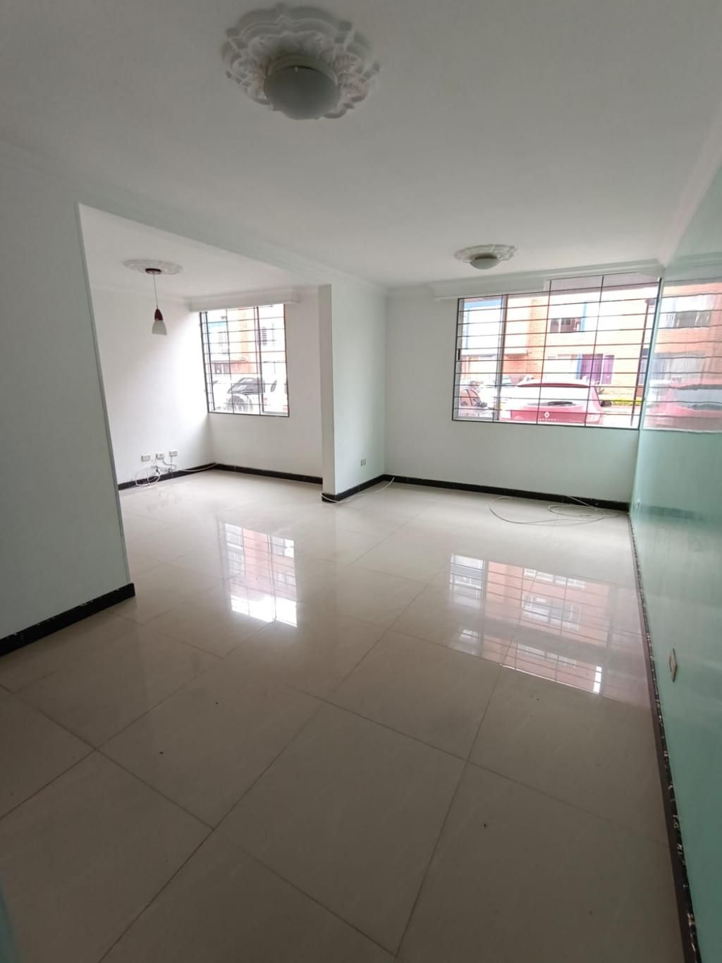 Apartamento en arriendo Cundinamarca Bogotá El Dorado 61 m2 Habitaciones 3 Baños 2 Garajes 0 Precio $1500000