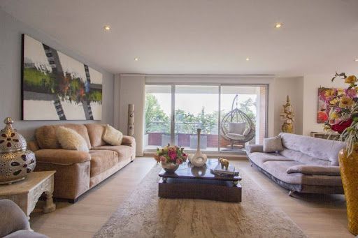 Apartamento en arriendo Cundinamarca Bogotá Los Rosales 211 m2 Habitaciones 3 Baños 5 Garajes 3 Precio $14262000