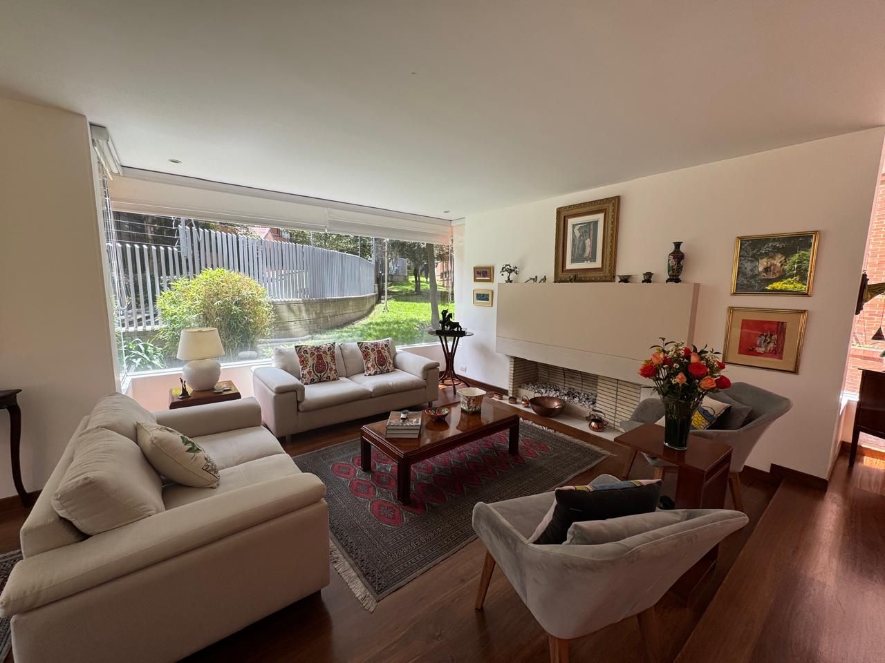 Apartamento en arriendo Cundinamarca Bogotá Calvo Sur 185 m2 Habitaciones 3 Baños 3 Garajes 3 Precio $8800000