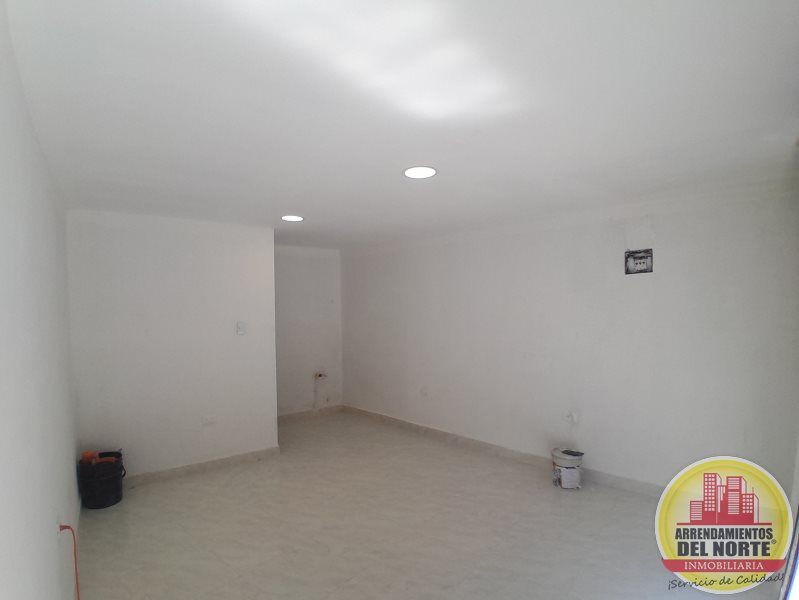 Local en arriendo Antioquia Bello Marco Tulio Henao 8 m2 Habitaciones 0 Baños 1 Garajes 0 Precio $1200000