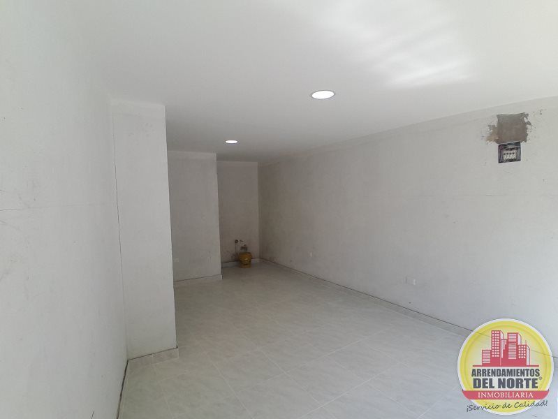 Local en arriendo Antioquia Bello Marco Tulio Henao 15 m2 Habitaciones 0 Baños 1 Garajes 0 Precio $1200000