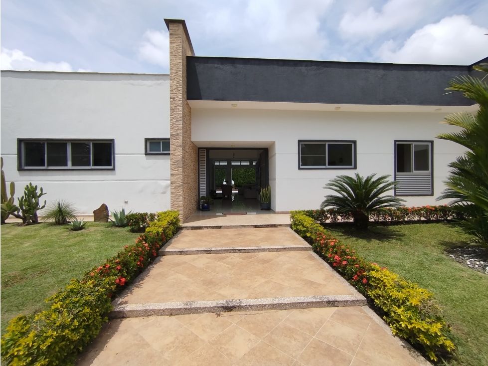 Casa Campestre en venta Valle Del Cauca Jamundí Cn Valle Verde 600 m2 Habitaciones 4 Baños 4 Garajes 6 Precio $1900000000