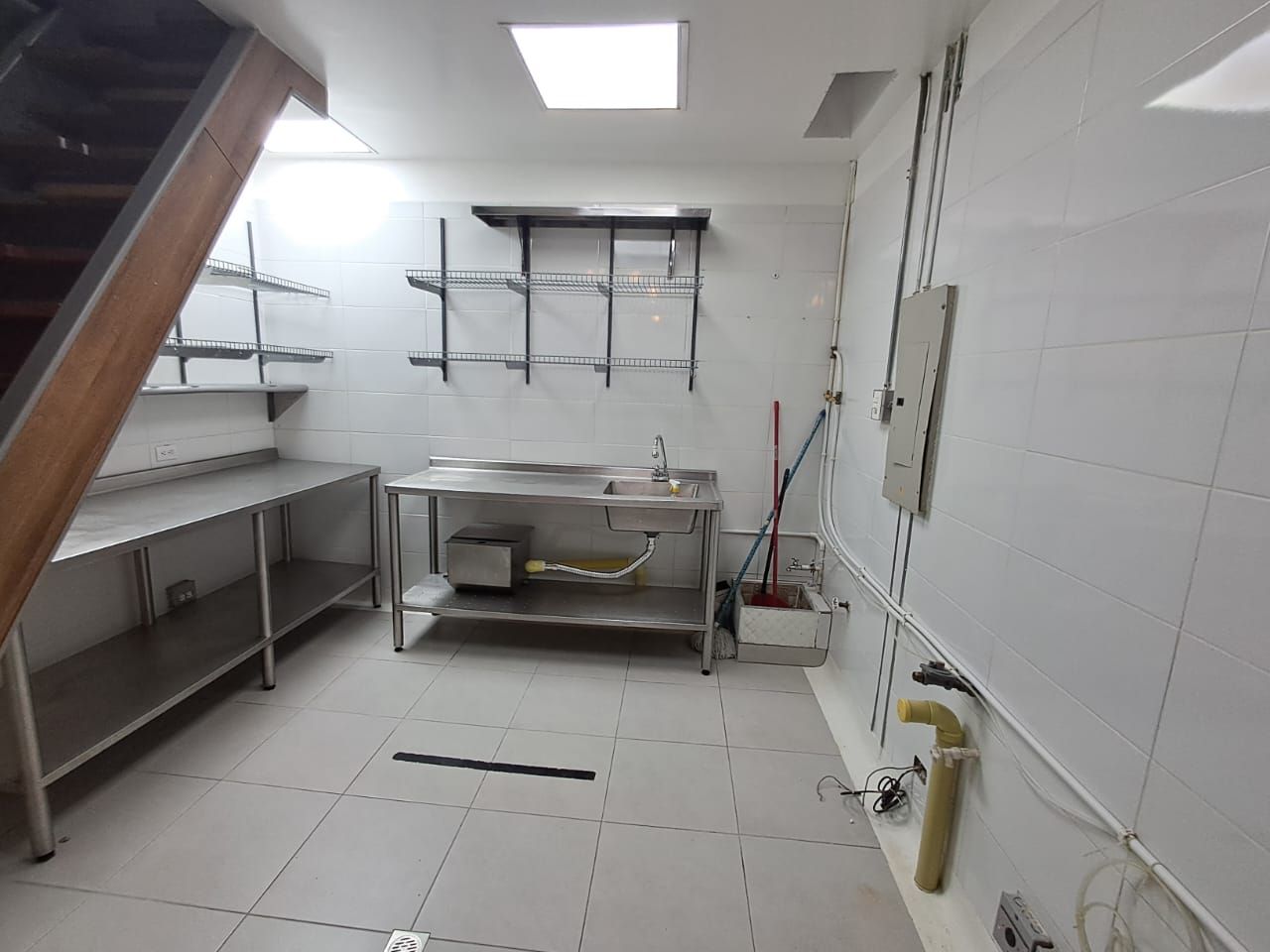 Local en arriendo Antioquia Envigado La Pradera 33 m2 Habitaciones 0 Baños 0 Garajes 0 Precio $3200000