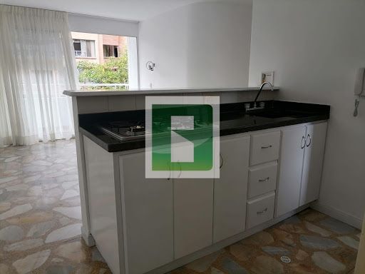 Apartaestudio en arriendo Antioquia Medellín Rosales 45 m2 Habitaciones 1 Baños 2 Garajes 1 Precio $2900000