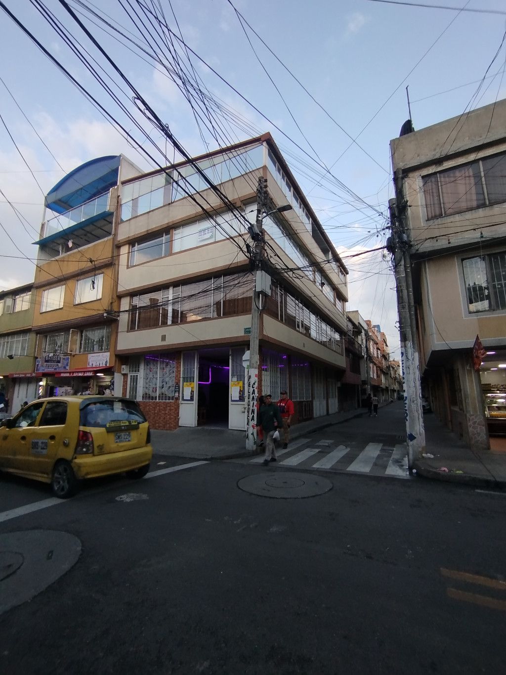 Casa en venta Cundinamarca Bogotá Villa Dorado Norte 335 m2 Habitaciones 9 Baños 5 Garajes 2 Precio $852000000
