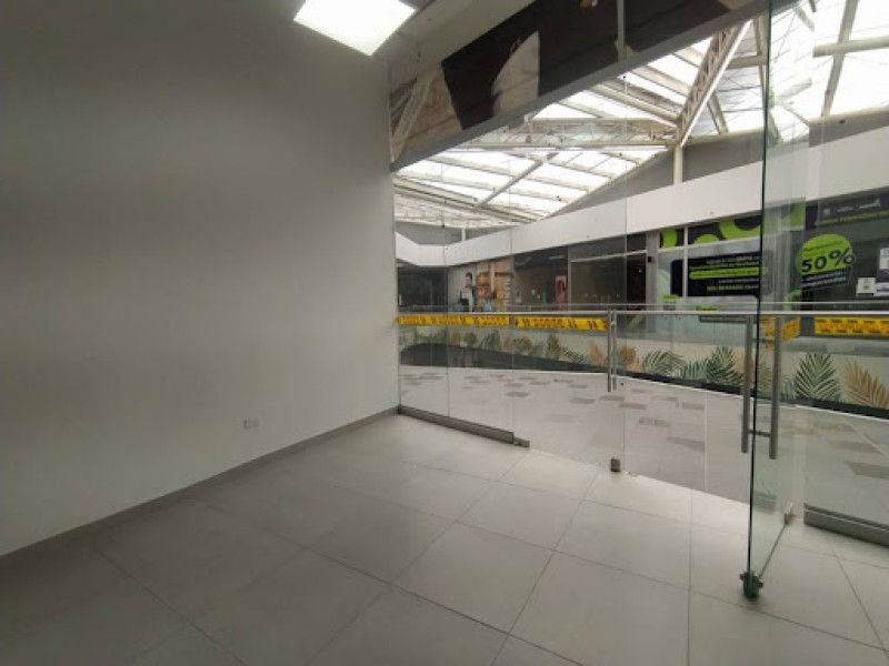 Local en venta Cundinamarca Bogotá Barrancas 28 m2 Habitaciones 0 Baños 0 Garajes 0 Precio $400000000