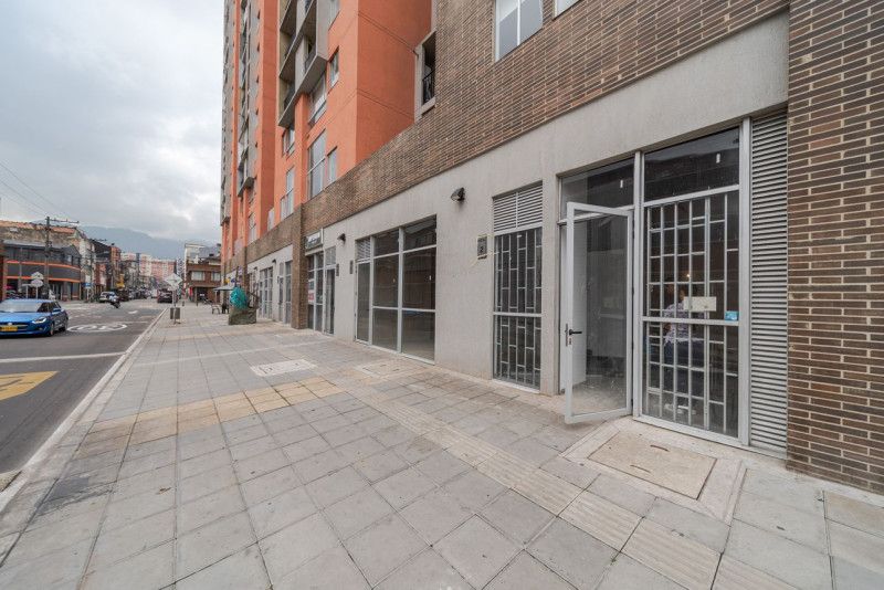 Local en venta Cundinamarca Bogotá Ricaurte 31 m2 Habitaciones 0 Baños 1 Garajes 2 Precio $300000000