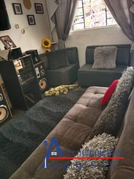 Casa en venta Antioquia Medellín San Bernardo 144 m2 Habitaciones 2 Baños 1 Garajes 0 Precio $900000000