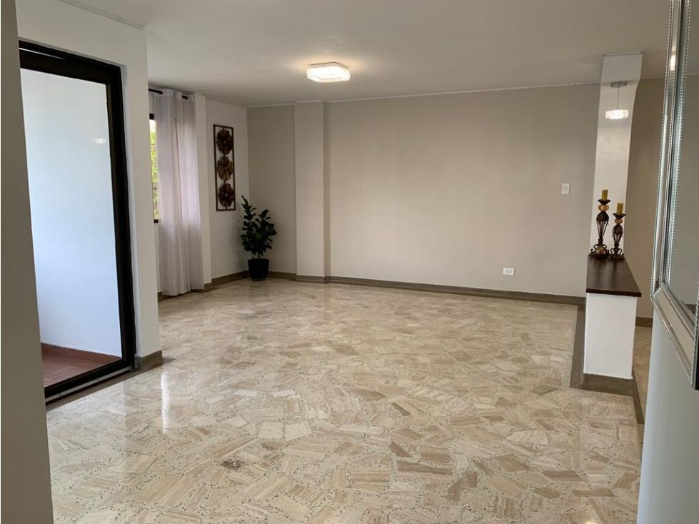 Casa en venta Risaralda Pereira Maraya 274 m2 Habitaciones 4 Baños 4 Garajes 4 Precio $740000000