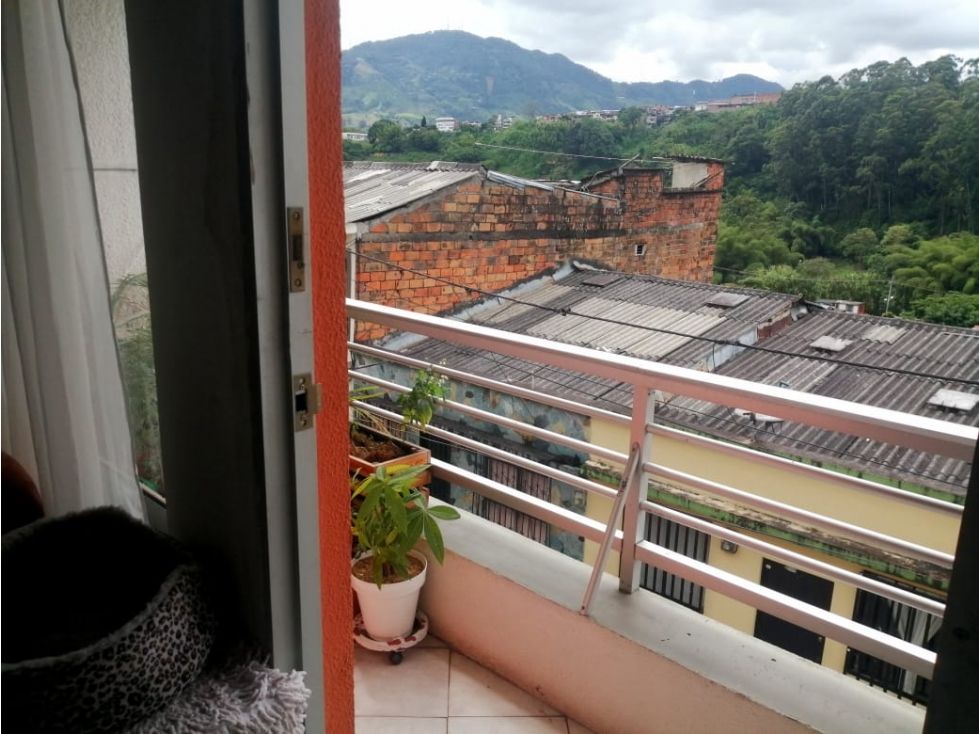 Edificio en venta Risaralda Pereira San Jose 388 m2 Habitaciones 7 Baños 4 Garajes 0 Precio $500000000