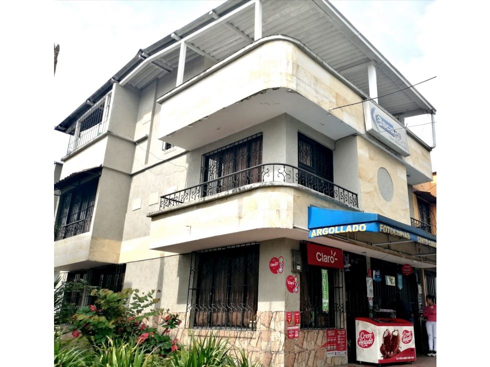 Casa en venta Risaralda Dosquebradas Ub Alonso Valencia 210 m2 Habitaciones 5 Baños 4 Garajes 0 Precio $470000000