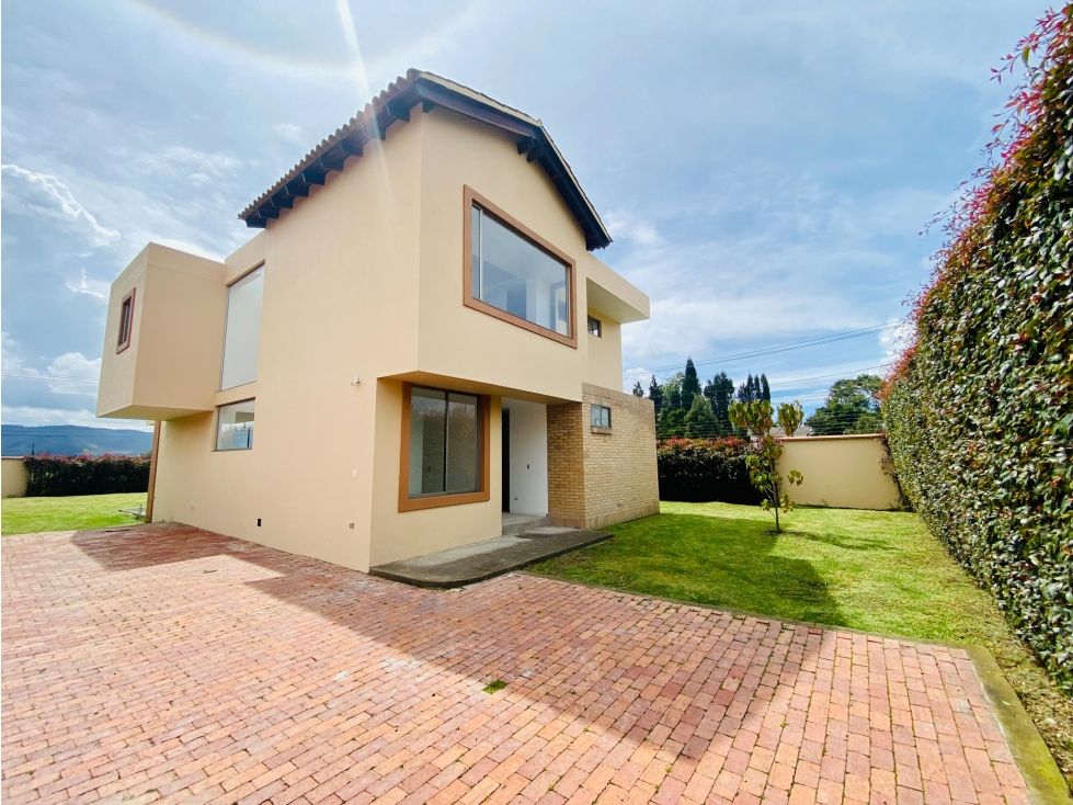 Casa en venta Cundinamarca Cajicá Br Potrerito Rodriguez 206 m2 Habitaciones 3 Baños 5 Garajes 4 Precio $1350000000