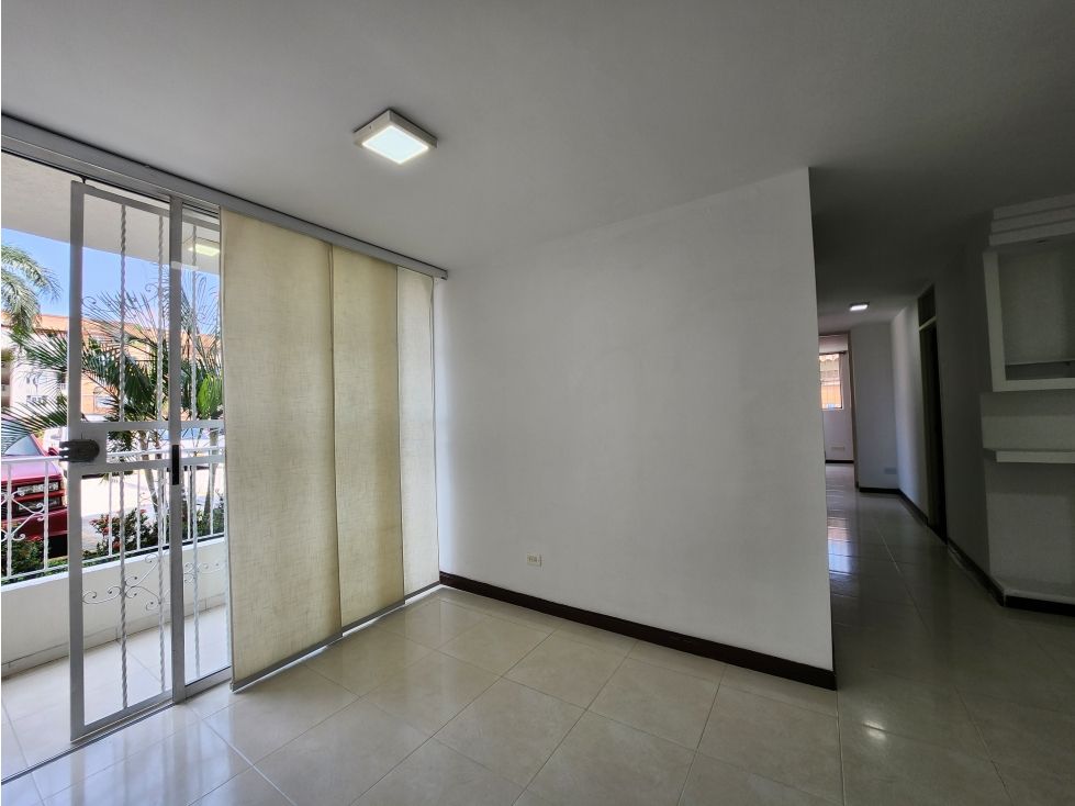 Apartamento en venta Valle Del Cauca Cali Torres De Confandi 72 m2 Habitaciones 3 Baños 2 Garajes 1 Precio $275000000