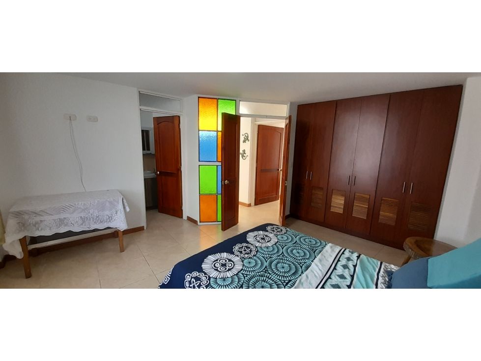 Edificio en venta Caldas Manizales Los Alcazares 460 m2 Habitaciones 8 Baños 8 Garajes 3 Precio $1800000000