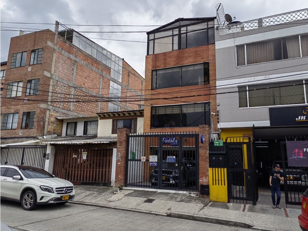 Edificio en venta Cundinamarca Bogotá San José Del Prado 523 m2 Habitaciones 0 Baños 4 Garajes 2 Precio $950000000