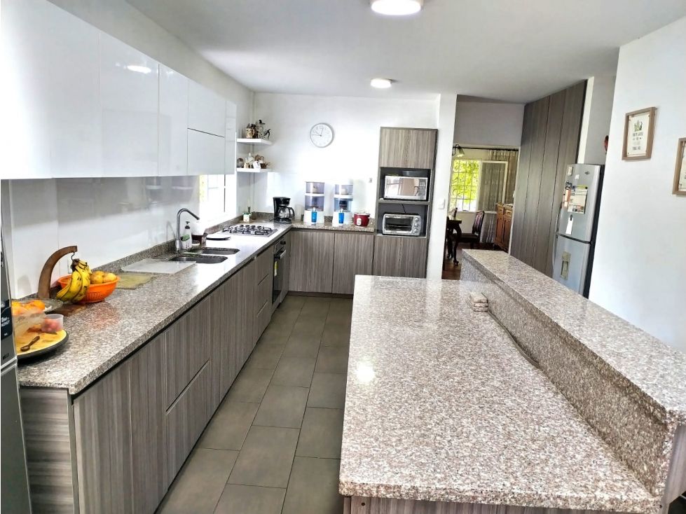 Casa Campestre en venta Quindío Armenia Armenia 440 m2 Habitaciones 5 Baños 3 Garajes 2 Precio $1000000000