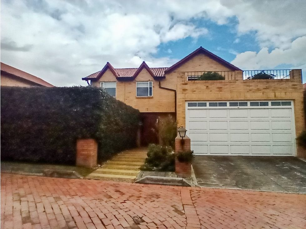Casa en venta Cundinamarca Chía Chia 339 m2 Habitaciones 4 Baños 4 Garajes 2 Precio $2100000000