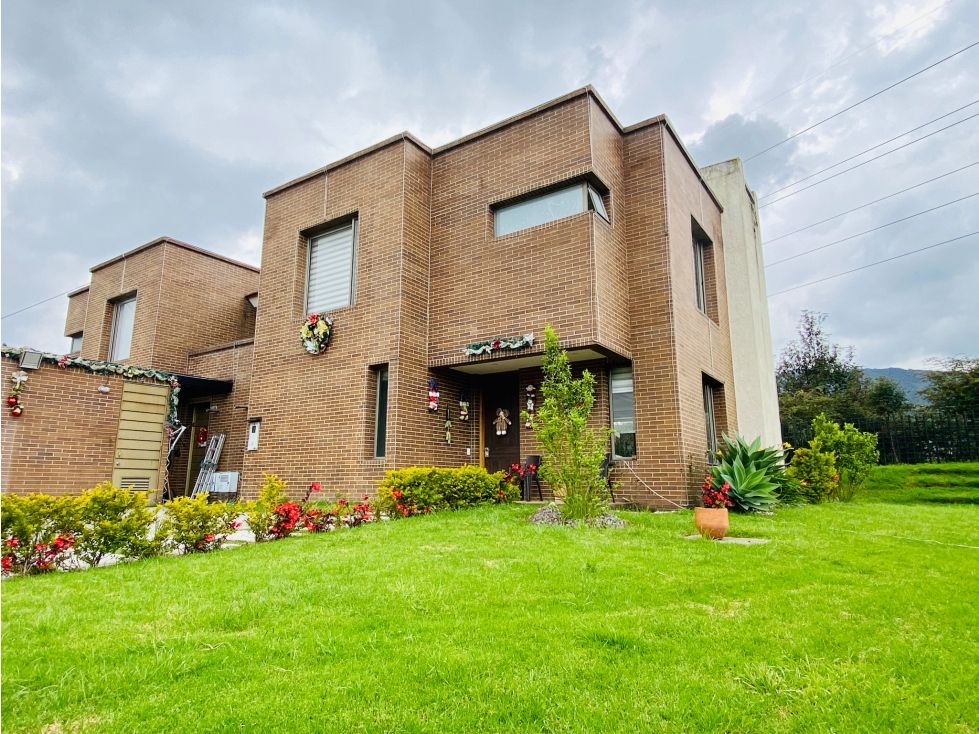 Casa en venta Cundinamarca Cota Cota 176 m2 Habitaciones 4 Baños 3 Garajes 4 Precio $1200000000