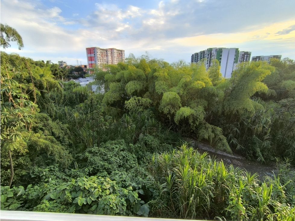 Apartamento en venta Risaralda Pereira Gaviotas 108 m2 Habitaciones 3 Baños 2 Garajes 0 Precio $390000000