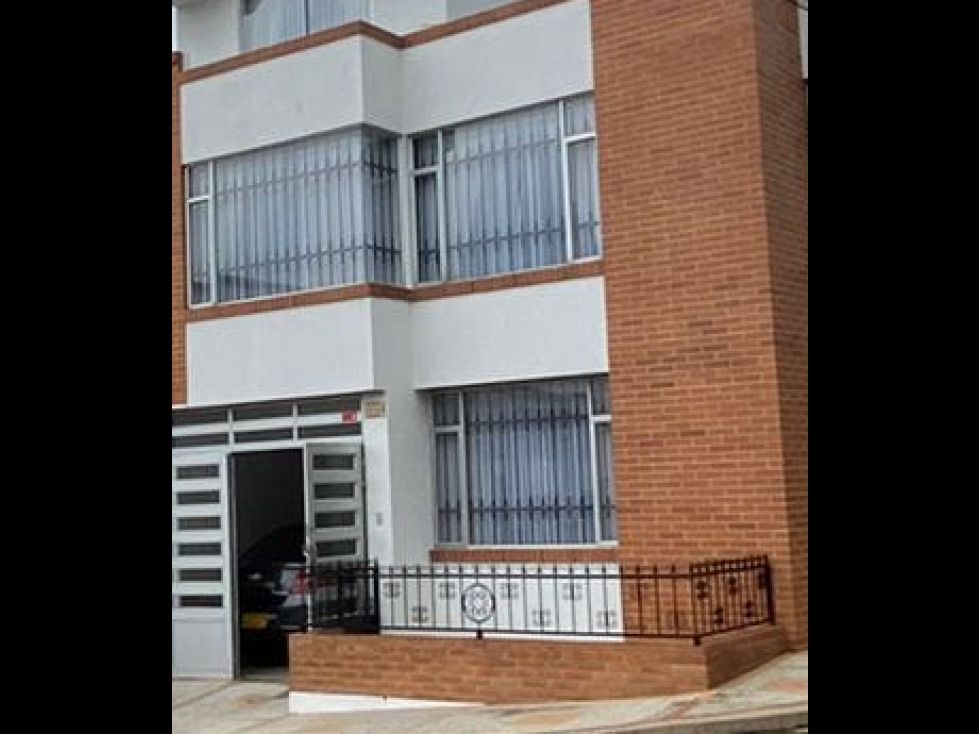 Casa en venta Boyacá Tunja Mezopotamia 263 m2 Habitaciones 5 Baños 4 Garajes 2 Precio $650000000