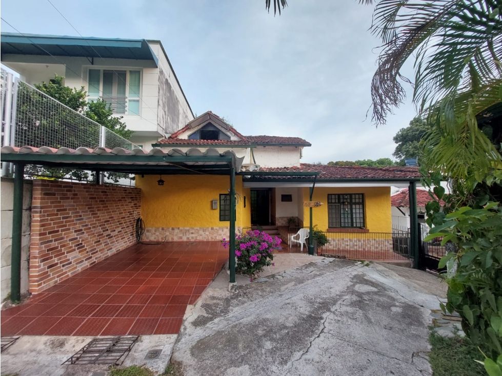 Casa Campestre en venta Tolima Ibagué Br Santa Rita 265 m2 Habitaciones 3 Baños 4 Garajes 1 Precio $720000000