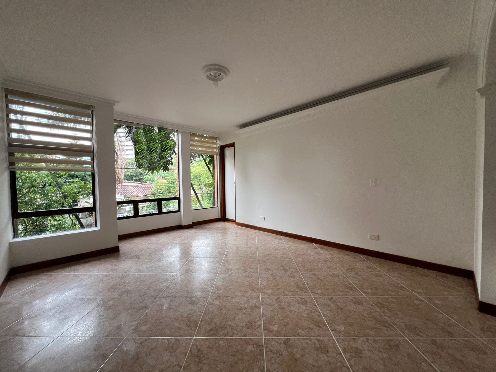 Apartamento en venta Antioquia Envigado Zúñiga 127 m2 Habitaciones 3 Baños 3 Garajes 2 Precio $680000000