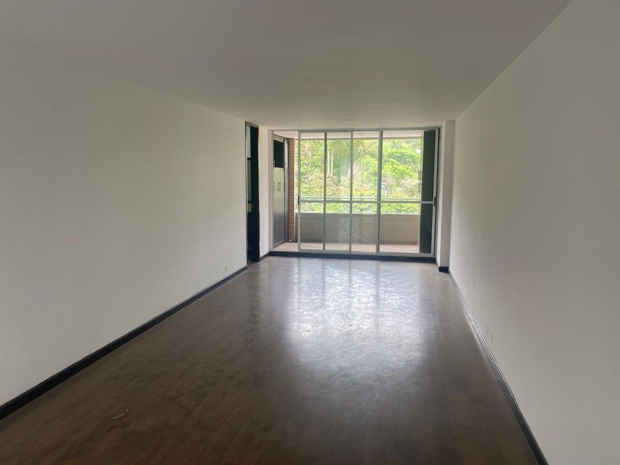 Oficina en arriendo Antioquia Medellín Castropol 47 m2 Habitaciones 0 Baños 1 Garajes 1 Precio $3200000