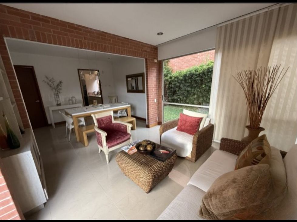 Casa en venta Antioquia Envigado Bosques De Zúñiga 220 m2 Habitaciones 4 Baños 5 Garajes 4 Precio $2300000000