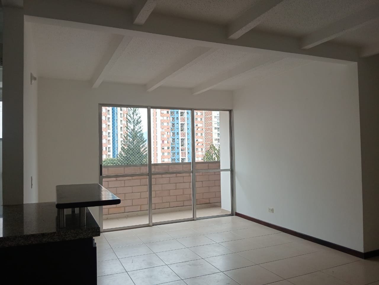 Apartamento en arriendo Antioquia Medellín Calasanz 77 m2 Habitaciones 3 Baños 2 Garajes 1 Precio $3050000