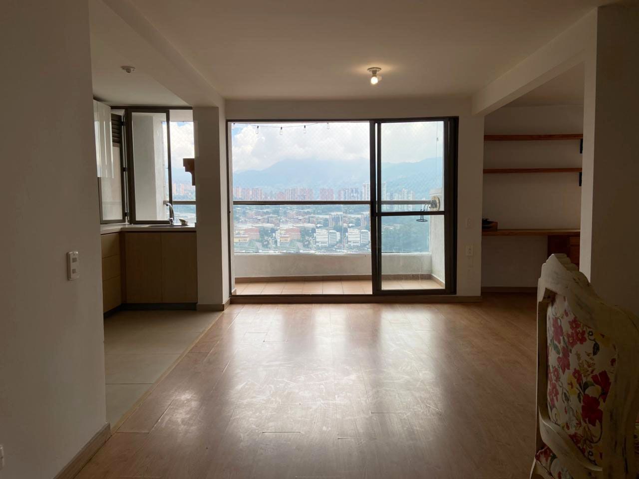 Apartamento en arriendo Antioquia Sabaneta Prados De Sabaneta 75 m2 Habitaciones 2 Baños 2 Garajes 2 Precio $2750000