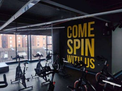 Local en venta Cundinamarca Bogotá Cedritos 1392 m2 Habitaciones 0 Baños 5 Garajes 10 Precio $12500000000