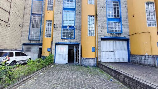 Bodega en venta Antioquia Medellín San Benito 240 m2 Habitaciones 0 Baños 4 Garajes 4 Precio $1200000000