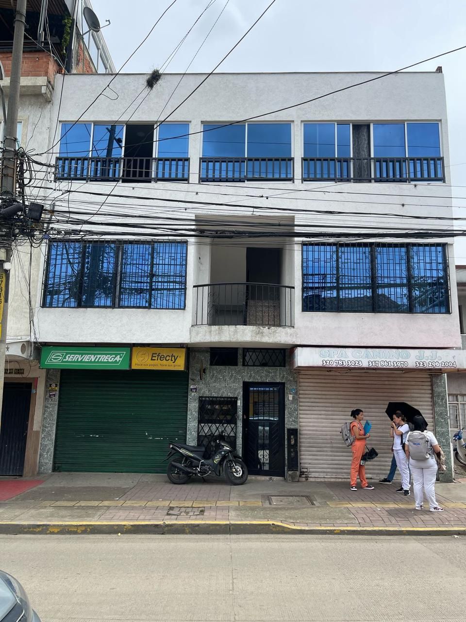 Edificio en venta Valle Del Cauca Yumbo Bolívar 300 m2 Habitaciones 6 Baños 4 Garajes 0 Precio $1450000000