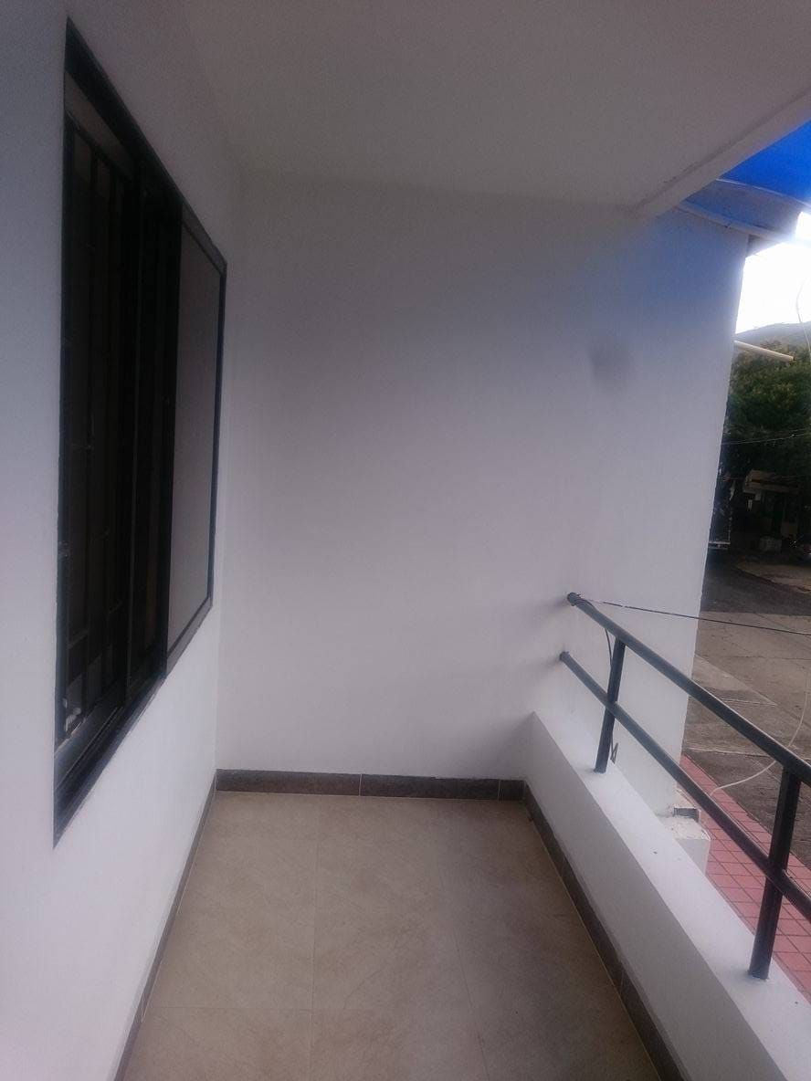 Casa en venta Valle Del Cauca Cali San Vicente 400 m2 Habitaciones 13 Baños 14 Garajes 0 Precio $1200000000