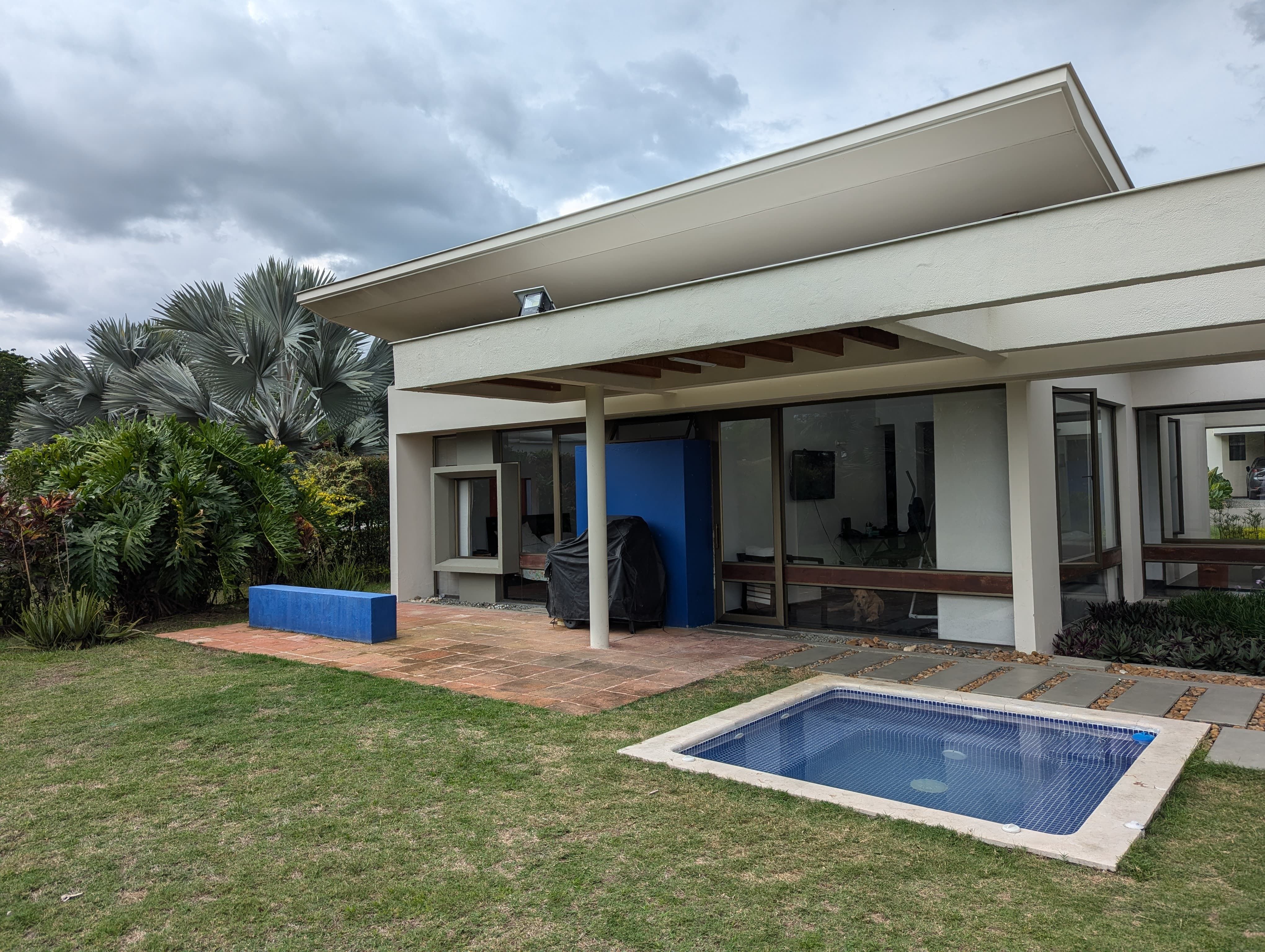Casa Campestre en arriendo o venta Risaralda Pereira Ur Rincon De La Palma 199 m2 Habitaciones 3 Baños 3 Garajes 4 Precio venta $1600000000 Precio arriendo $6500000