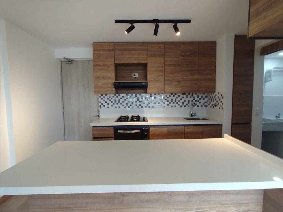 Apartamento en arriendo Antioquia Rionegro San Antonio 57 m2 Habitaciones 2 Baños 2 Garajes 1 Precio $2400000