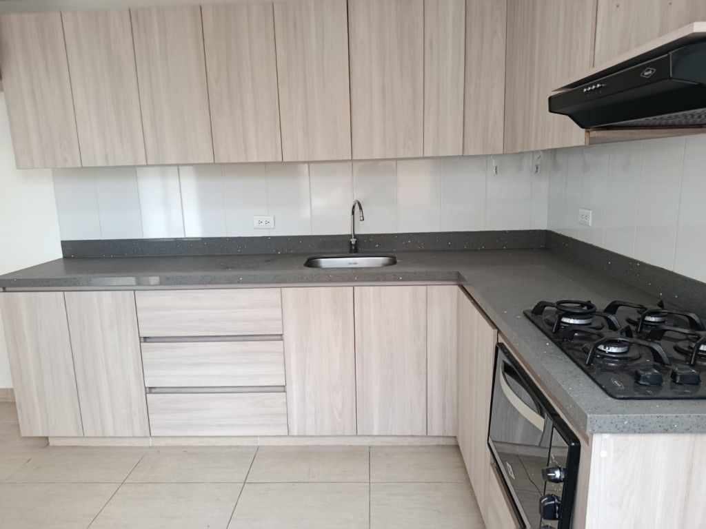 Apartamento en arriendo Antioquia Medellín Laureles 125 m2 Habitaciones 4 Baños 4 Garajes 0 Precio $5000000