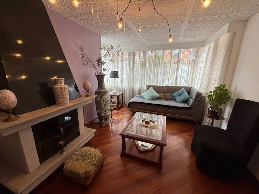 Oficina en arriendo Cundinamarca Bogotá El Contador 220 m2 Habitaciones 0 Baños 3 Garajes 3 Precio $7900000