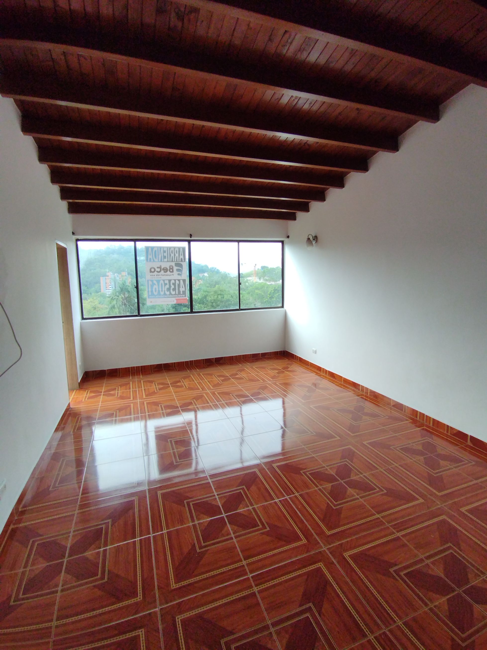 Apartamento en arriendo Antioquia Medellín Facultad De Minas 100 m2 Habitaciones 3 Baños 2 Garajes 1 Precio $2900000