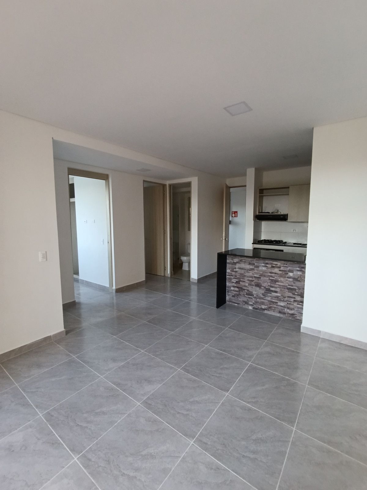 Apartamento en arriendo Antioquia Marinilla Central 54 m2 Habitaciones 3 Baños 2 Garajes 1 Precio $1450000