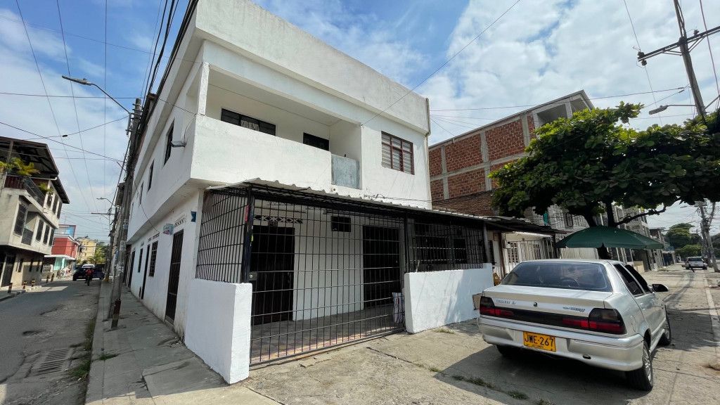 Casa en venta Valle Del Cauca Cali Alfonso López Iii Etapa 290 m2 Habitaciones 6 Baños 4 Garajes 0 Precio $348000000