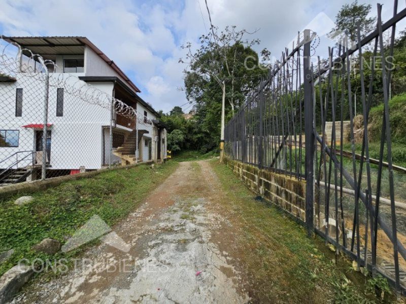 Bodega en arriendo Antioquia La Estrella San Isidro 225 m2 Habitaciones 0 Baños 1 Garajes 0 Precio $5625000